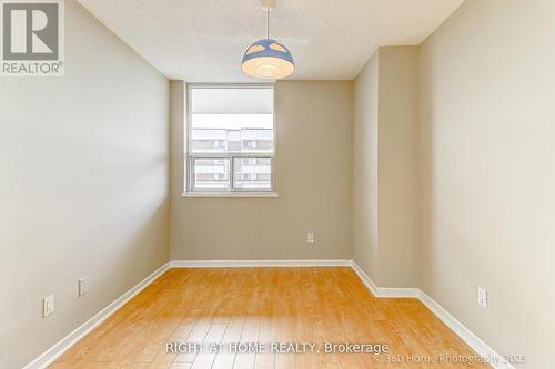1107 - 1 Royal Orchard Boulevard, Markham, ON - Indoor Photo Showing Other Room