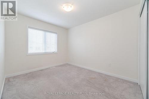 12 Pagebrook Crescent, Hamilton, ON - Indoor Photo Showing Other Room