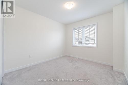 12 Pagebrook Crescent, Hamilton, ON - Indoor Photo Showing Other Room