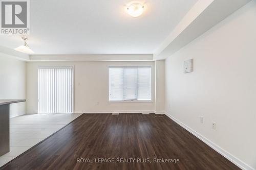 12 Pagebrook Crescent, Hamilton, ON - Indoor Photo Showing Other Room