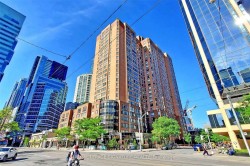 419-633 Bay Street Toronto, ON M5G 2G4