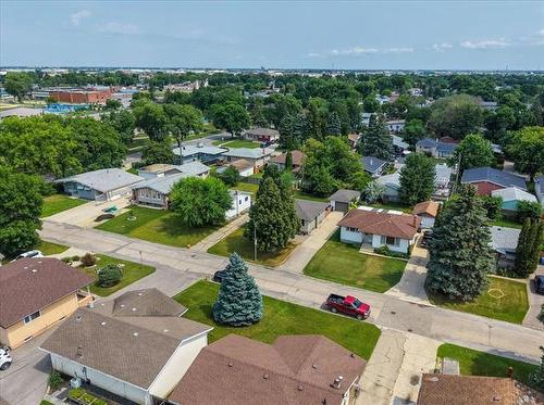 14 Duluth Bay, Winnipeg, MB - Outdoor With View