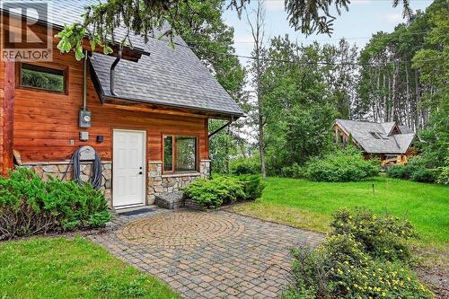 4404 Coy Road, Invermere, BC - Outdoor