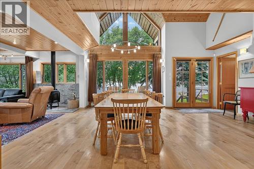 4404 Coy Road, Invermere, BC - Indoor Photo Showing Dining Room