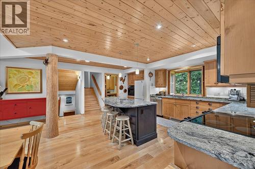 4404 Coy Road, Invermere, BC - Indoor