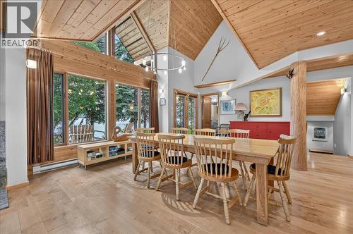 4404 Coy Road, Invermere, BC - Indoor Photo Showing Dining Room