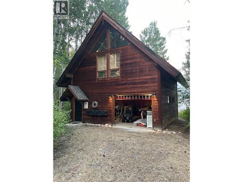 4404 Coy Road, Invermere, BC - Outdoor