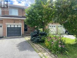 288 GOLDRIDGE DRIVE  Ottawa, ON K2T 1L1