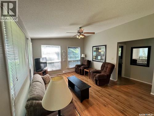24 Ruby Crescent, Hudson Bay Rm No. 394, SK - Indoor Photo Showing Living Room