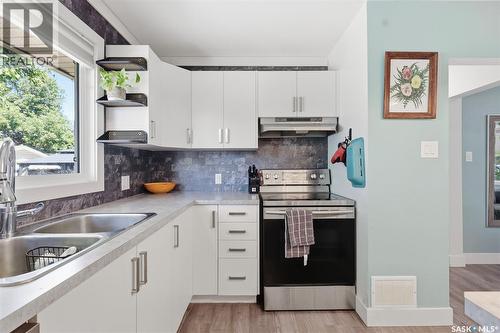 2508 Preston Avenue S, Saskatoon, SK - Indoor Photo Showing Kitchen With Double Sink