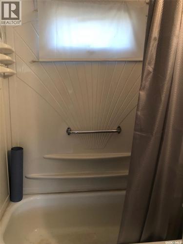 226 2Nd Avenue Se, Norquay, SK - Indoor