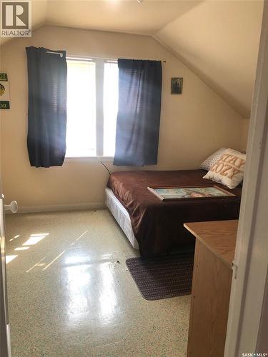 226 2Nd Avenue Se, Norquay, SK - Indoor Photo Showing Bedroom