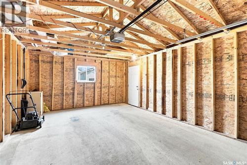 2212 Wallace Street, Regina, SK - Indoor