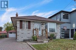 MAIN - 94 WARINGSTOWN DRIVE  Toronto, ON M1R 4H4
