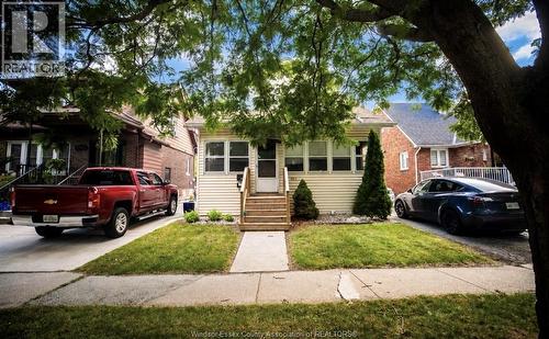 2177 Dougall Unit# Upper, Windsor, ON - Outdoor With Facade