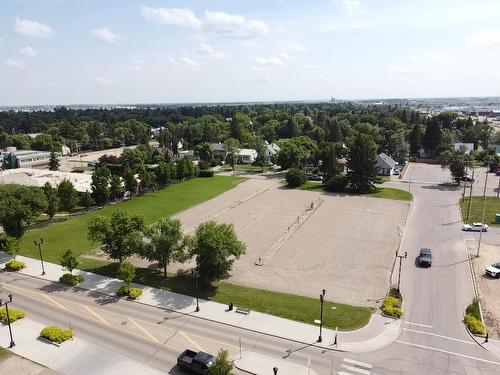 4911 55A St, Wetaskiwin, AB 
