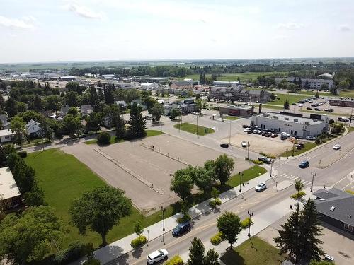 4911 55A St, Wetaskiwin, AB 