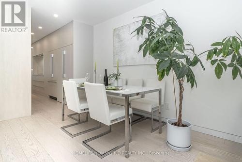 30 Carling Avenue, Toronto, ON - Indoor Photo Showing Other Room