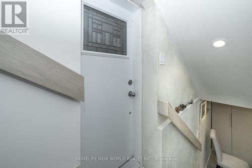 30 Carling Avenue, Toronto, ON - 