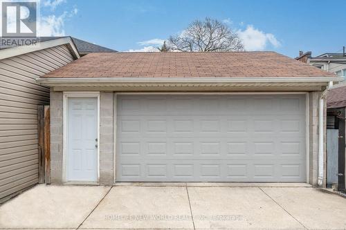30 Carling Avenue, Toronto, ON - Outdoor With Exterior