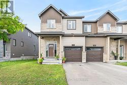 533 WINTERSET ROAD  Ottawa, ON K2T 0P4