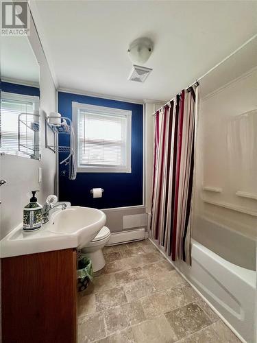 35 Eldon Street, Fortune, NL - Indoor Photo Showing Bathroom
