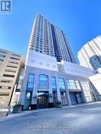 2101 - 8 HILLCREST AVENUE Toronto, ON M2N 6Y6
