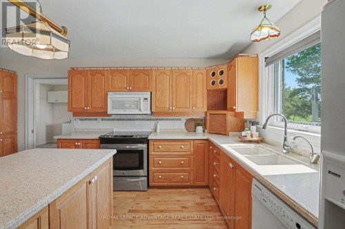 30 R14 Road, Rideau Lakes, ON - Indoor Photo Showing Kitchen With Double Sink