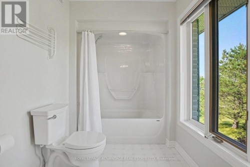 Four piece Ensuite - 30 R14 Road, Rideau Lakes, ON - Indoor Photo Showing Bathroom