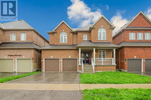 4 CYPRESS POINT STREET  Barrie, ON L4N 6J9