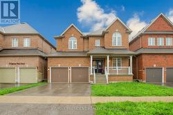 4 CYPRESS POINT STREET  Barrie, ON L4N 6J9