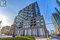 1023 - 270 DUFFERIN STREET Toronto, ON M6K 1Z6