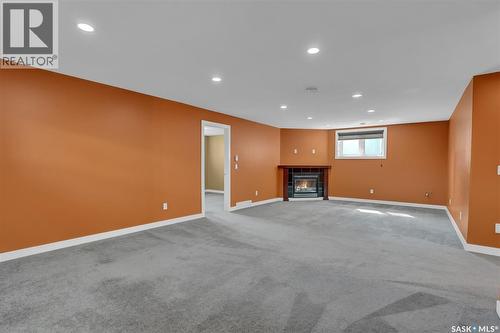 6033 Little Pine Loop, Regina, SK - Indoor