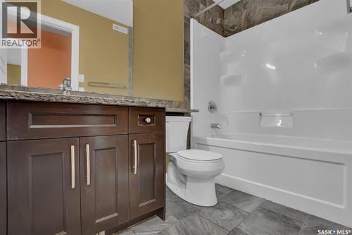 6033 Little Pine Loop, Regina, SK - Indoor Photo Showing Bathroom