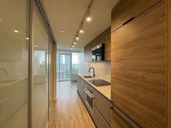 16XX 13428 105 AVE  Surrey, BC V3T 4B2