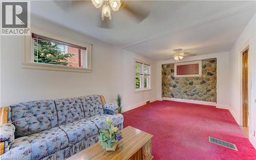 Spacious dining room featuring a slaccent wall, and white trim - 224 Weber Street E, Kitchener, ON - Indoor