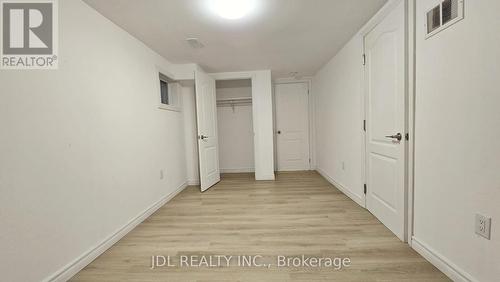 3769 Brandon Gate Drive, Mississauga, ON - Indoor Photo Showing Other Room