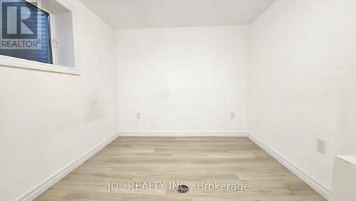 3769 Brandon Gate Drive, Mississauga, ON - Indoor Photo Showing Other Room