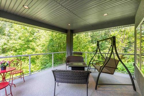 6975 Roblin Blvd, Headingley, MB - Outdoor With Deck Patio Veranda With Exterior
