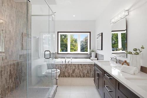 6975 Roblin Blvd, Headingley, MB - Indoor Photo Showing Bathroom