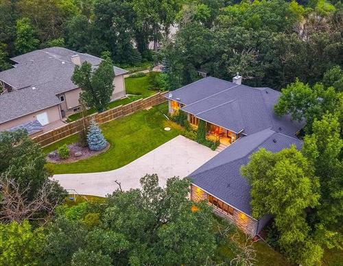 6975 Roblin Blvd, Headingley, MB - Outdoor
