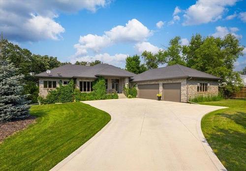6975 Roblin Blvd, Headingley, MB - Outdoor