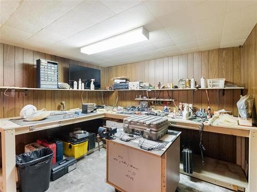 55 Stefanie Dr, Winnipeg, MB - Indoor Photo Showing Office