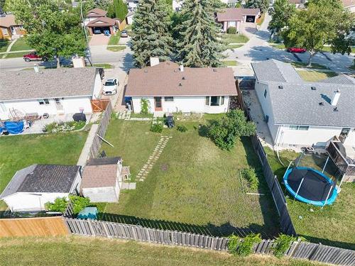 55 Stefanie Dr, Winnipeg, MB - Outdoor