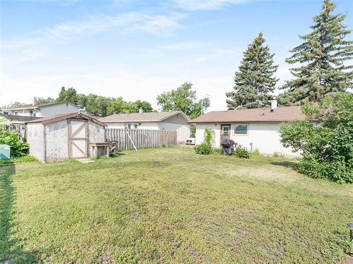 55 Stefanie Dr, Winnipeg, MB - Outdoor
