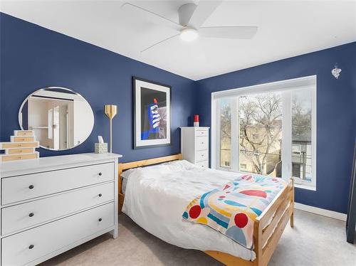 310-155 Sherbrook St, Winnipeg, MB - Indoor Photo Showing Bedroom