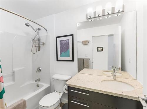 310-155 Sherbrook St, Winnipeg, MB - Indoor Photo Showing Bathroom