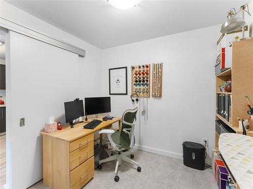 310-155 Sherbrook St, Winnipeg, MB - Indoor Photo Showing Office