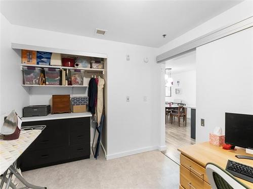 310-155 Sherbrook St, Winnipeg, MB - Indoor