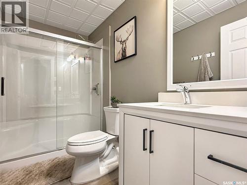 702 Cooper Drive, Swift Current, SK - Indoor Photo Showing Bathroom